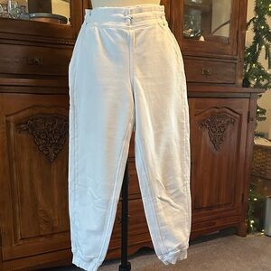 Lululemon Scuba High-Rise Jogger Full Length Size 8 White